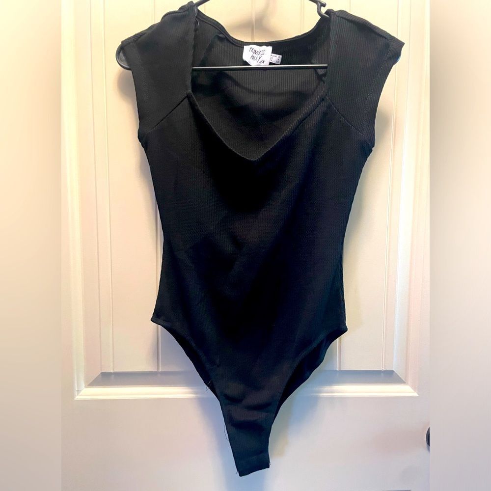 Princess Polly Carey Bodysuit Black Size 4 Small women’s juniors essential